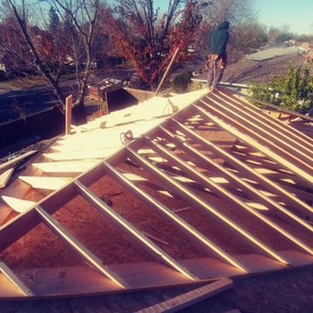 DiChristina Custom Builders - a roof being built - General Contractors Near Me - Orangevale, California DiChristina Custom Builders - a roof being built - General Contractors Near Me - Orangevale, California