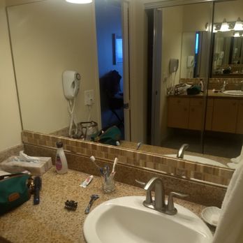 Kahana Beach Resort - Bath sink - Hotels Near Me - Lahaina, Hawaii Kahana Beach Resort - Bath sink - Hotels Near Me - Lahaina, Hawaii