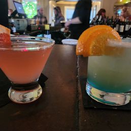 Amazing cocktails. Matt the bar tender was welcoming and fun!! Amazing cocktails. Matt the bar tender was welcoming and fun!!