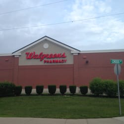 Walgreens - Franklin Walgreens -- 160 East Central Street / Route 140, Franklin                 Back Exterior
