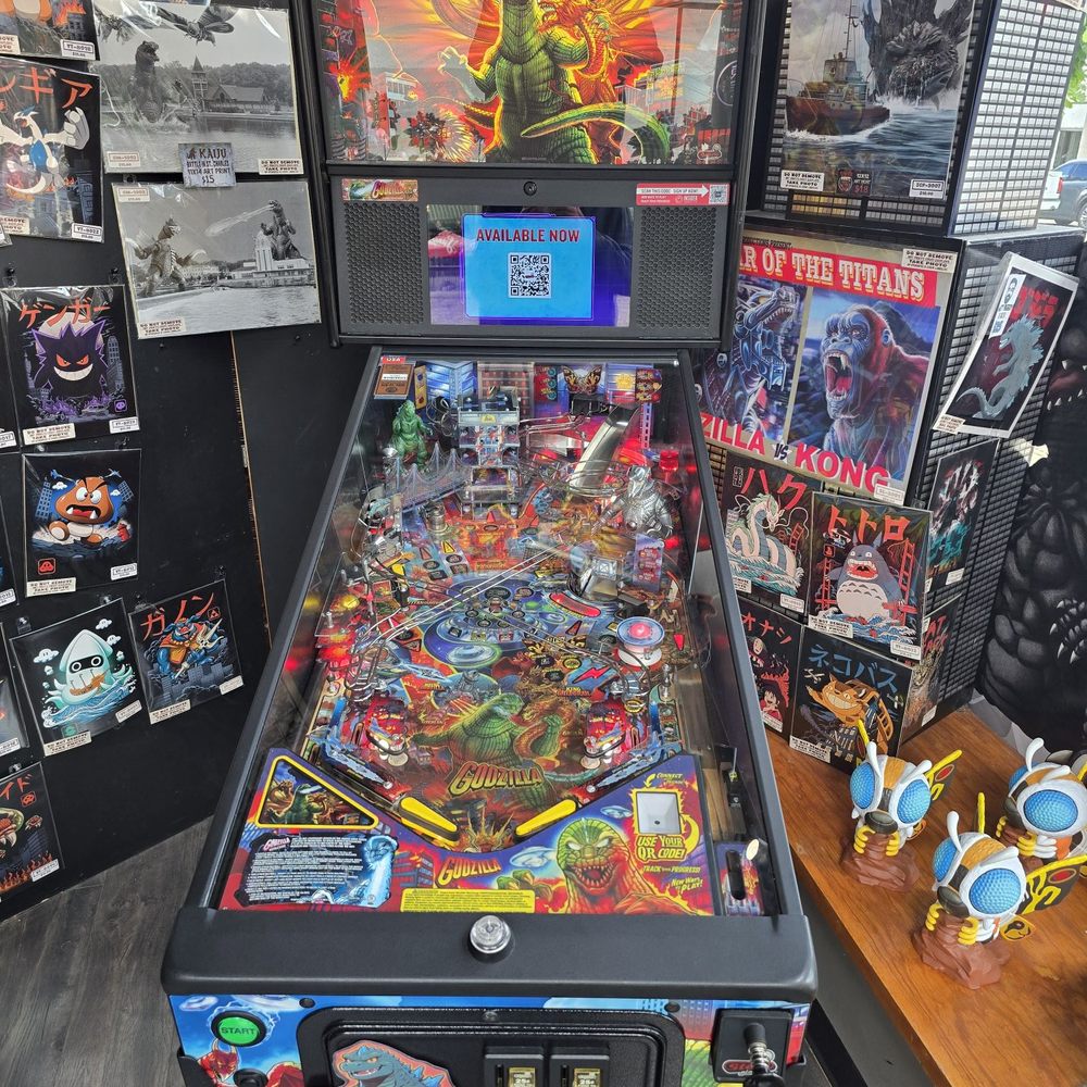 Ghoulish Mortals - Props Near Me - St. Charles, Illinois