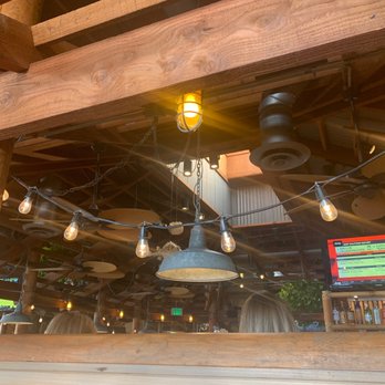 Islands Restaurant - Inside is an island paradise - Burgers Near Me - Long Beach, California