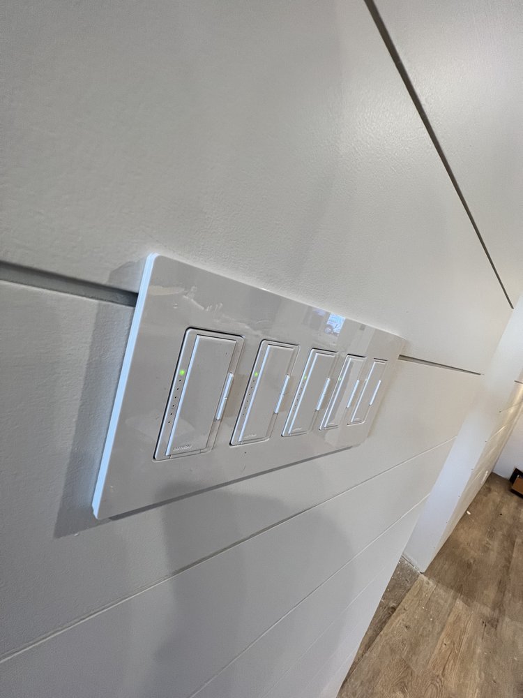 Slide of Luminate Electric