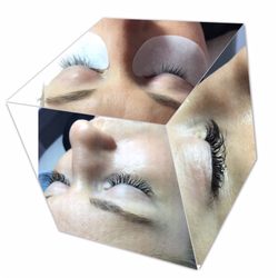 Before and after minx 2 and 3D lash extentions
