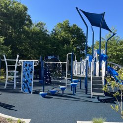 St. Elmo Park