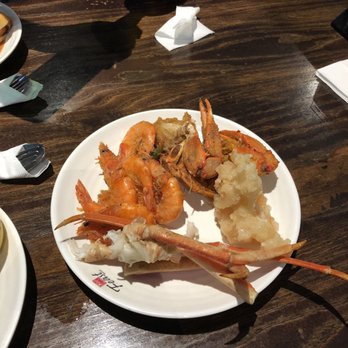 Feast Buffet - Fried crab, fried shrimp, boiled crab and honey walnut shrimp (it's mainly batter) - Buffets Near Me - Renton, Washington