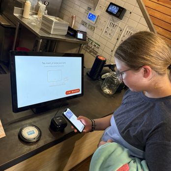 Super Duper Burgers - Ordering online kiosk - Burgers Near Me - San Francisco, California