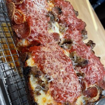 Mastiff Kitchen - La Mesa - Meet Meat - Burgers Near Me - La Mesa, California Mastiff Kitchen - La Mesa - Meet Meat - Burgers Near Me - La Mesa, California