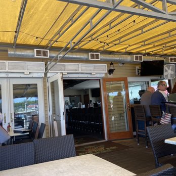 Captain Al's Restaurant & Tiki Bar - Outside - Tiki Bars Near Me - Buzzards Bay, Massachusetts