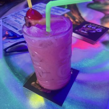 999 Tiki Bar - Pinky Drinky - 3/10 for a snob. 7/10 if you're a poor man looking to tie one on. - Tiki Bars Near Me - Camarillo, California 999 Tiki Bar - Pinky Drinky - 3/10 for a snob. 7/10 if you're a poor man looking to tie one on. - Tiki Bars Near Me - Camarillo, California