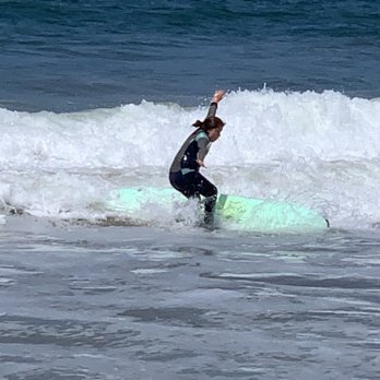 Kapowui Surf Lessons - Surfing Near Me - Santa Monica, California