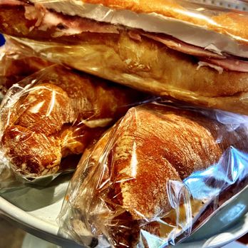 Simeon Market - Turkey & Brie two thumbs up!! - Coffee & Tea Near Me - Charlottesville, Virginia Simeon Market - Turkey & Brie two thumbs up!! - Coffee & Tea Near Me - Charlottesville, Virginia