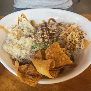 Fiddlers - Avocado Tuna Bowl - Seafood Near Me - St. Simons, Georgia