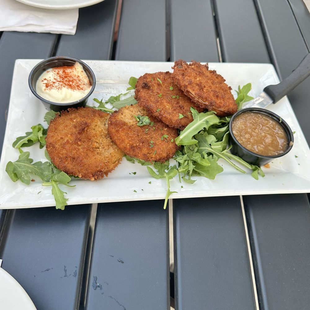 Juniper on Main - Fried Green Tomatoes - Southern Near Me - Carmel, Indiana Juniper on Main - Fried Green Tomatoes - Southern Near Me - Carmel, Indiana