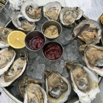 Hugo's Oyster Bar - Seafood Near Me - Roswell, Georgia Hugo's Oyster Bar - Seafood Near Me - Roswell, Georgia