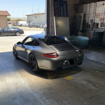 Hanlon's Tire Service - Porsche 911 - Tires Near Me - San Bruno, California Hanlon's Tire Service - Porsche 911 - Tires Near Me - San Bruno, California