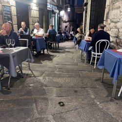 Bar Chavolas - Outdoor seating area