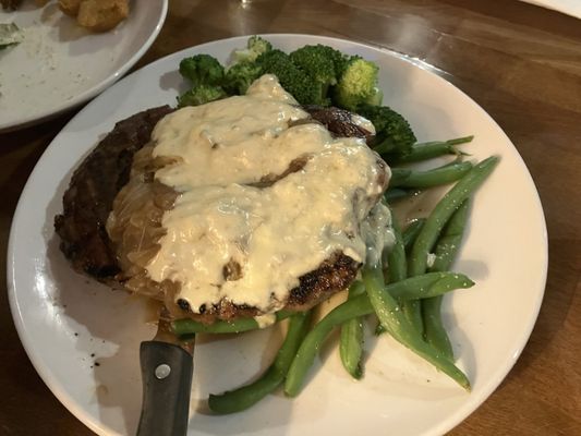 The Refinery Restaurant & Market by null