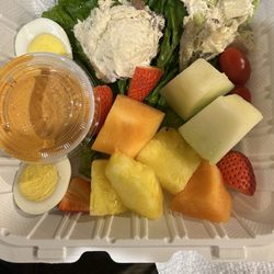Nudy's Cafe - Ordered chicken salad with granny apples and raisins. There was more fruit than chicken.