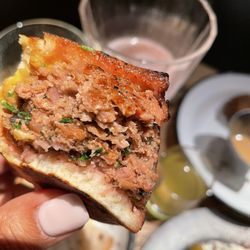 NENI - 3D beef appetizer