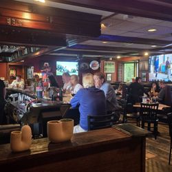Crave Bar and Food - Bar area