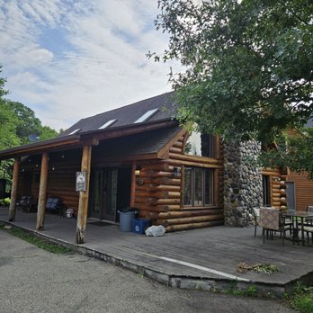 Relaxin Cabins - The Lodge - Vacation Rentals Near Me - New Lisbon, Wisconsin Relaxin Cabins - The Lodge - Vacation Rentals Near Me - New Lisbon, Wisconsin