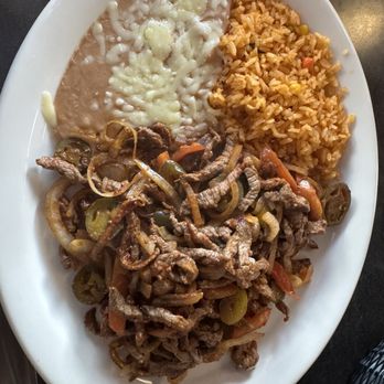 El Tarasco - Bistec Mexicana - Mexican Near Me - Minocqua, Wisconsin El Tarasco - Bistec Mexicana - Mexican Near Me - Minocqua, Wisconsin