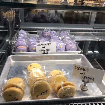 Bibble & Sip - Cute Gudetama and Univorn Macroons! - Coffee & Tea Near Me - New York, New York