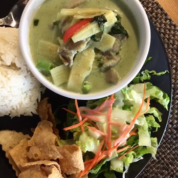 D Thai Bistro - Thai Near Me - Mesquite, Nevada