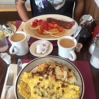 JJ's Diner - Check out these portions!! - Breakfast & Brunch Near Me - Egg Harbor Township, New Jersey