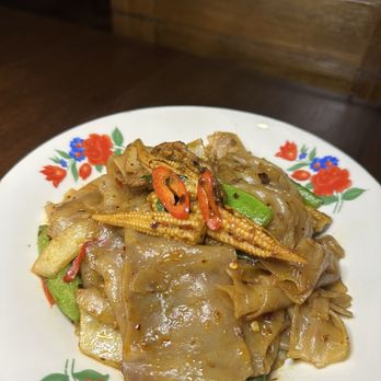 Dagg Thai Restaurant - Thai Near Me - New York, New York