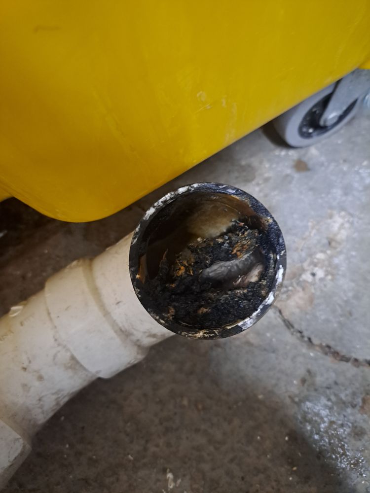 Slide of TNT Plumbing Services