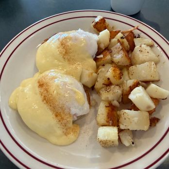 NORMan'S DINER - Classic eggs Benedict. - Diners Near Me - Las Vegas, Nevada NORMan'S DINER - Classic eggs Benedict. - Diners Near Me - Las Vegas, Nevada