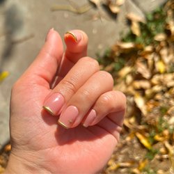 Pink Sky Nails & Spa - Simple and dainty X Natelie