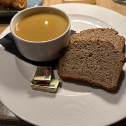 Treacys Oakwood Hotel Shannon - Cream of vegetable soup