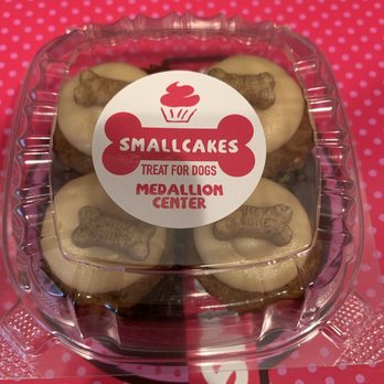 Smallcakes Medallion - Cupcakes Near Me - Dallas, Texas Smallcakes Medallion - Cupcakes Near Me - Dallas, Texas