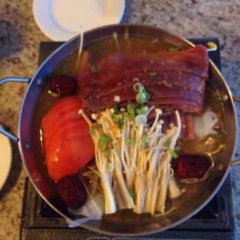 Chinese Dumpling House - Beef and mushroom hotpot - Chinese Near Me - Thornhill, Ontario