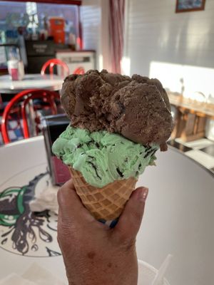 Mr B's Ice Cream Parlor by null