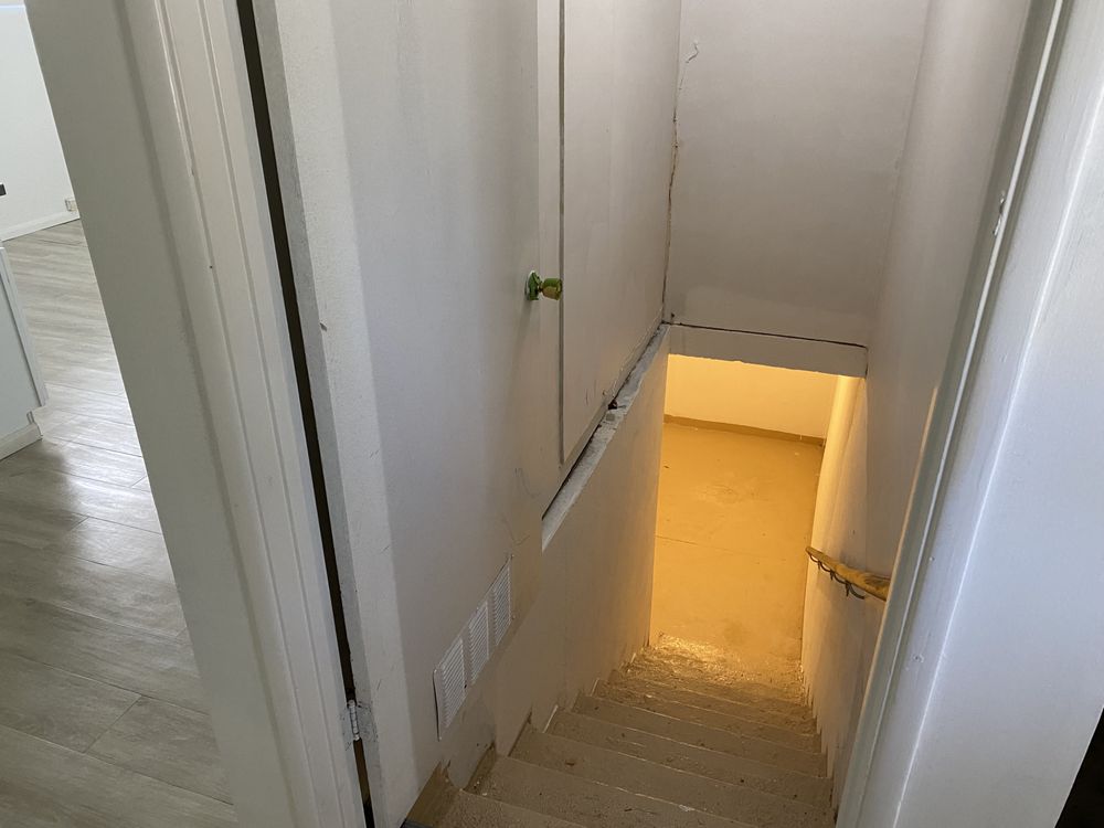 Slide of Saunders Construction Renovation