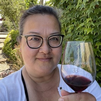 Fallbrook Winery - Cheers! I will be back!  #makesmewander - Wine Tasting Room Near Me - Fallbrook, California