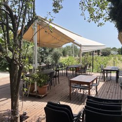 Urlice Vineyards - Part of the seating