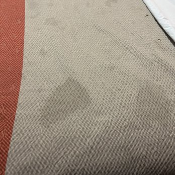 Motel 6 OSU - Stain on bed - Hotels Near Me - Columbus, Ohio Motel 6 OSU - Stain on bed - Hotels Near Me - Columbus, Ohio