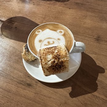 Dolce Arte - S'mores S'mores Latte - Cafes Near Me - Chicago, Illinois Dolce Arte - S'mores S'mores Latte - Cafes Near Me - Chicago, Illinois