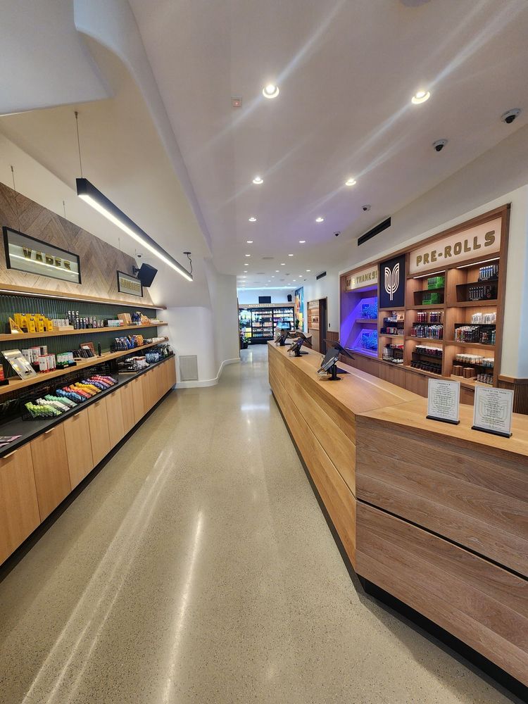 HYRBA Updated September 2024 11 Photos 4033 Judah St, San