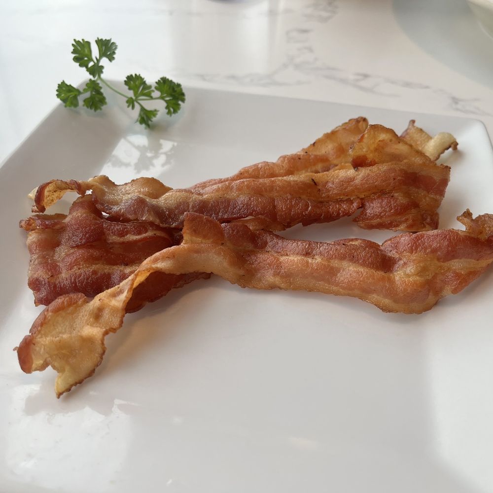 Eagle Cafe - Bacon - Breakfast & Brunch Near Me - Honolulu, Hawaii Eagle Cafe - Bacon - Breakfast & Brunch Near Me - Honolulu, Hawaii