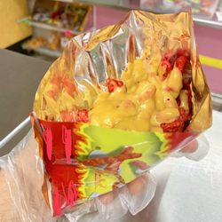 La Michoacana Que Rico - Hot Cheetos with cheese