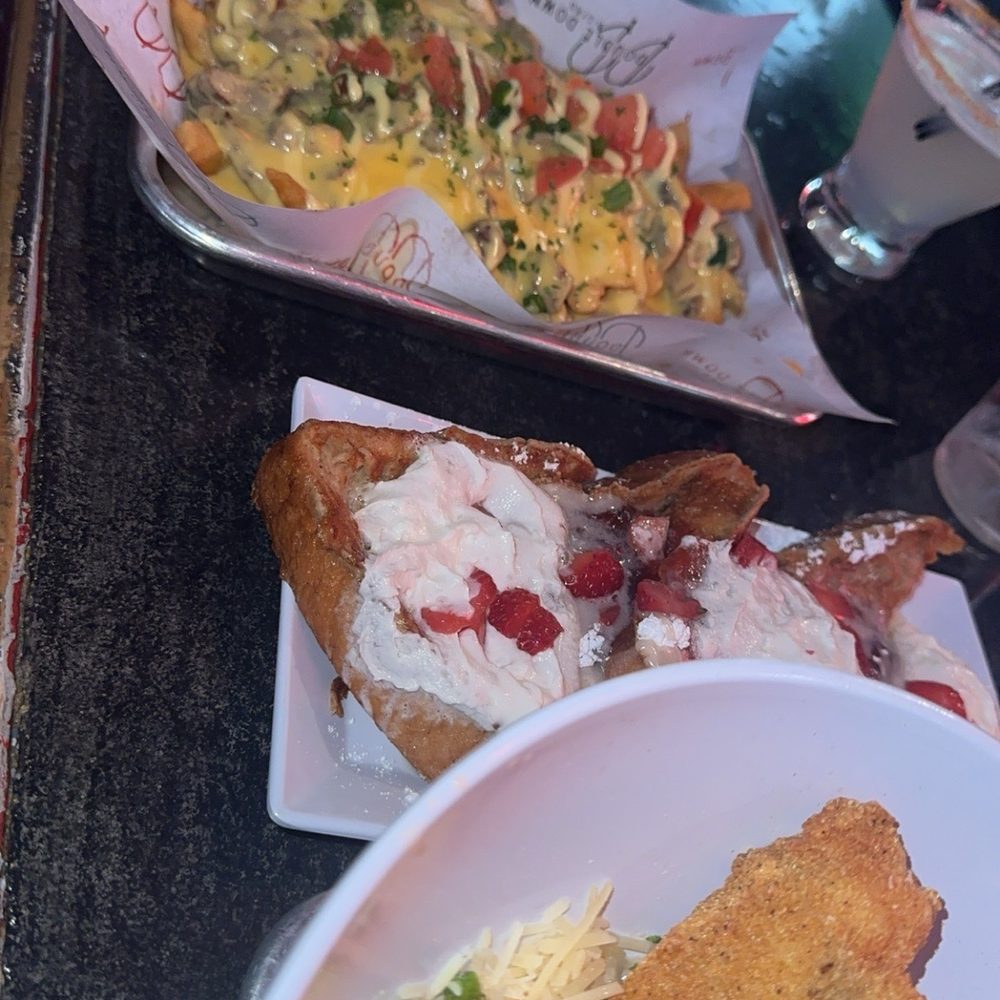 Double Down Bistro - Strawberry French toast - Chicken Wings Near Me - Montgomery, Alabama