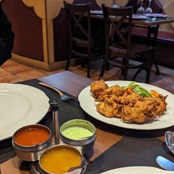 Little India - Onion bhajia - Indian Near Me - Barcelona, B Little India - Onion bhajia - Indian Near Me - Barcelona, B