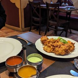 Little India - Onion bhajia