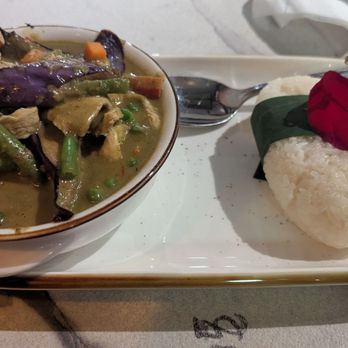 Sugar & Spice - Green Curry with Sticky Rice - Thai Near Me - Cambridge, Massachusetts Sugar & Spice - Green Curry with Sticky Rice - Thai Near Me - Cambridge, Massachusetts